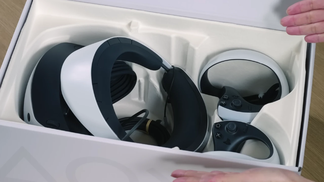 Anfangs begeisterte sogar das cleverer Verpackungs-Design der PS VR2